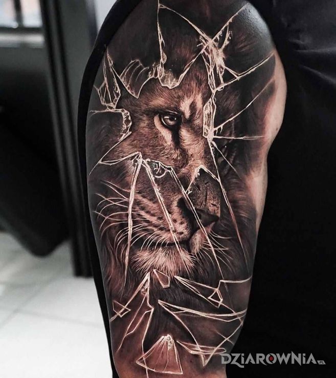 Tatuaż nostalgiczny lew - 3D