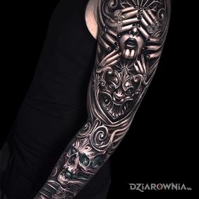 Twarz skryta za palcami