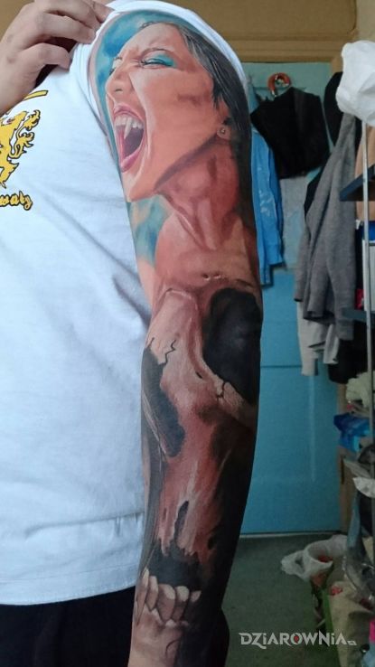 Tatuaż istoty nocy - rękawy