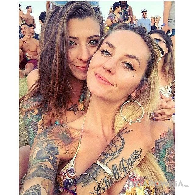 Tatuaż wytatuowane koleżanki - seksowne