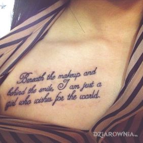 Napis na klatce piersiowej