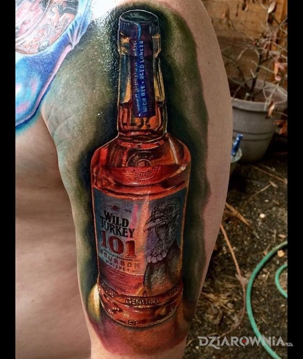Tatuaż butla whiskey - 3D