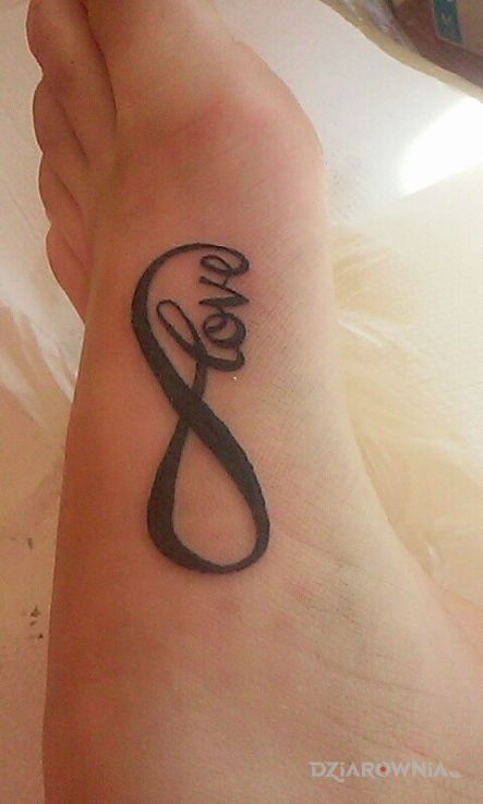 Tatuaż szczęśliwa że go w końcu mam - napisy