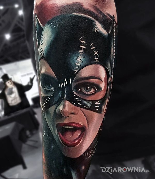 Tatuaż kobieta-kot - postacie