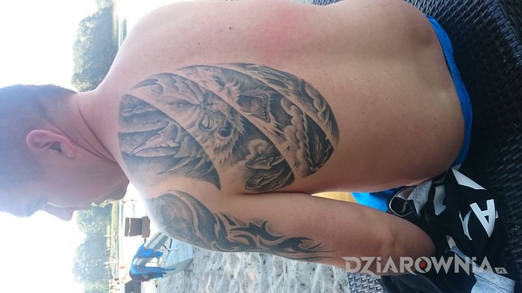 Tatuaż smok czaszka - smoki