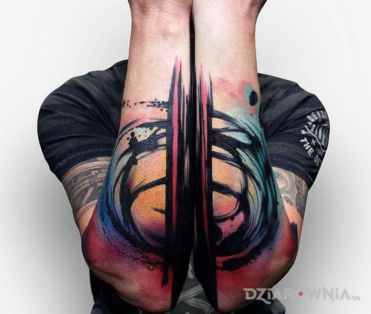Tatuaż abstrakcja - pozostałe