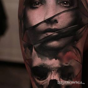 Portret kobiety i czaszka