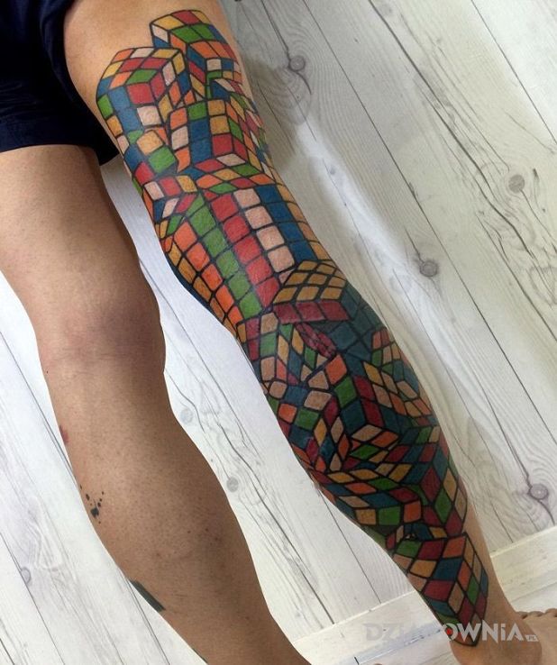 Tatuaż kostka rubika - rękawy