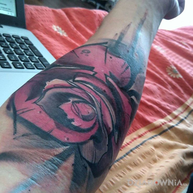 Tatuaż abstrakt róża 2 - kwiaty