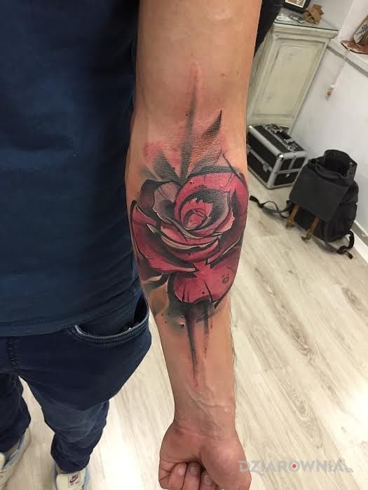 Tatuaż róża  - kwiaty