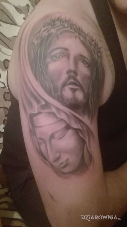Tatuaż tatto - religijne