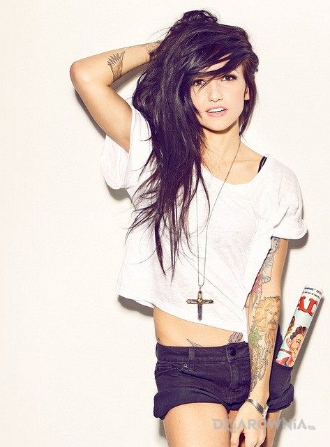 Tatuaż laska wytatuowana - seksowne