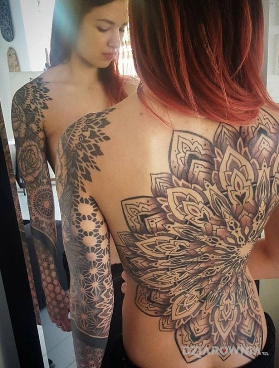 Tatuaż ogromna mandala - pozostałe