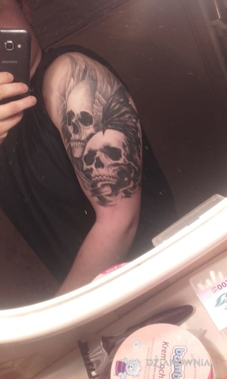 Tatuaż dwie czaszki - czaszki