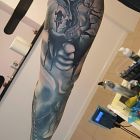 Dalsza część rękawa 