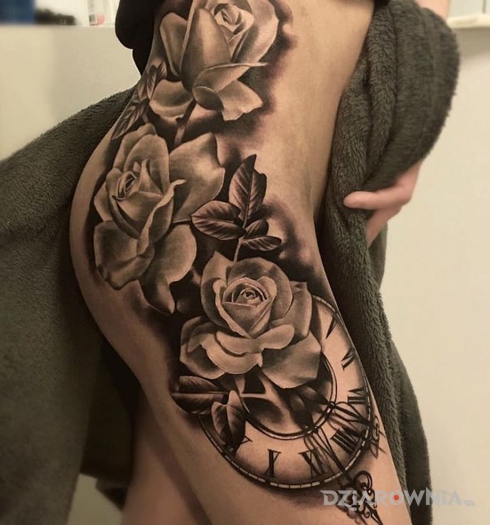 Tatuaż roze i zegar - 3D