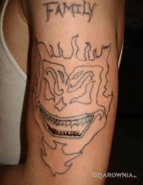 Tatuaż rodzinna tragedia - pozostałe
