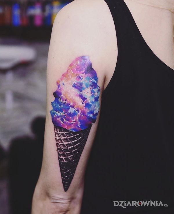 Tatuaż lody z kosmosu - pozostałe