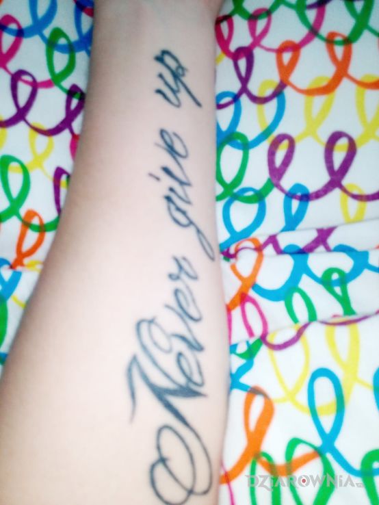 Tatuaż na 16 urodziny - napisy
