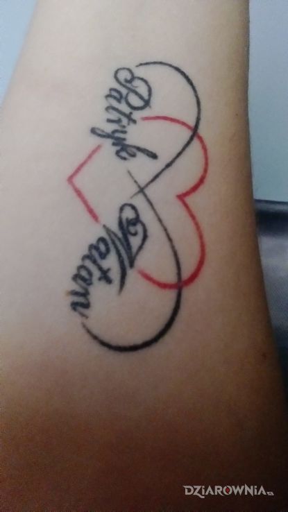 Tatuaż serce z imionami - pozostałe