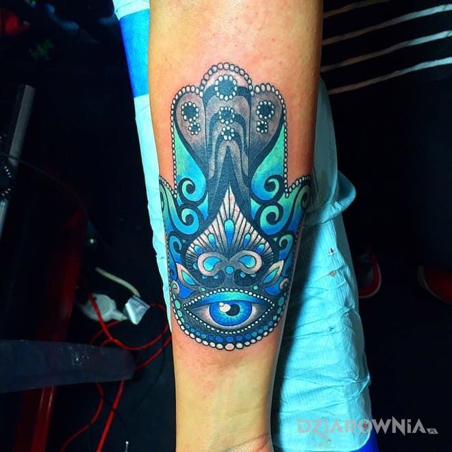 Tatuaż niebieska hamsa - pozostałe