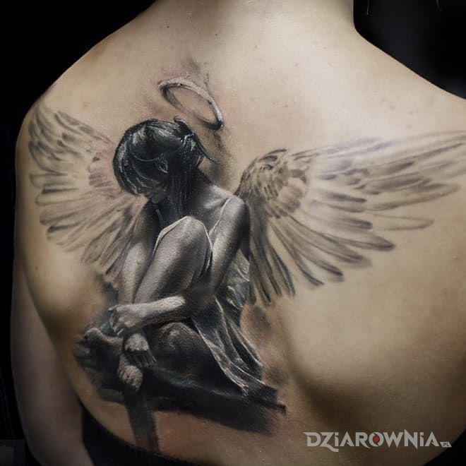 Tatuaż aniołek - religijne