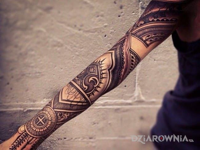 Tatuaż wzorki - rękawy