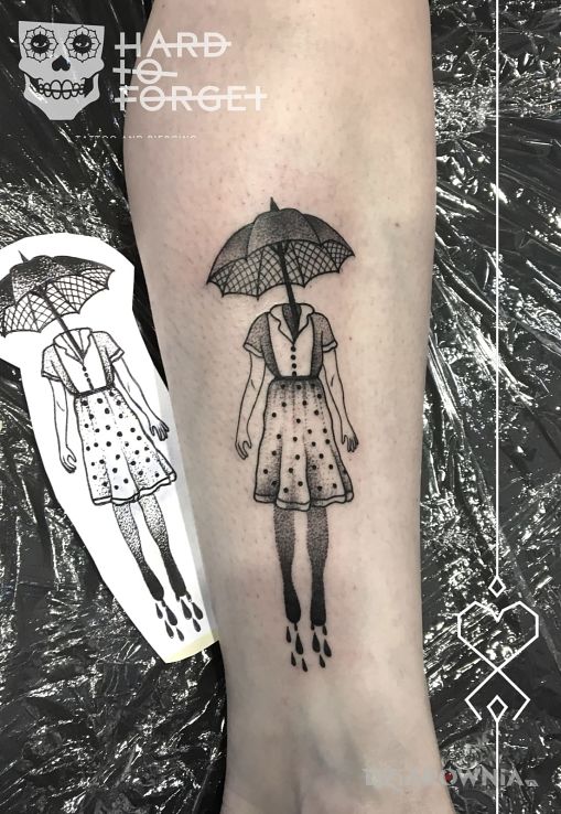 Tatuaż parasolka - przedmioty