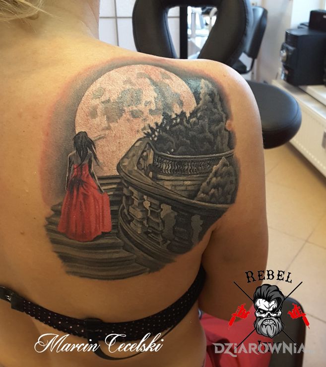Tatuaż w świetle księżyca - postacie