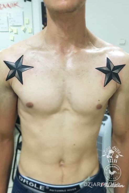 Tatuaż gwiazdki - gwiazdy