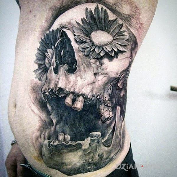 Tatuaż kwiaty na oczodołach - 3D