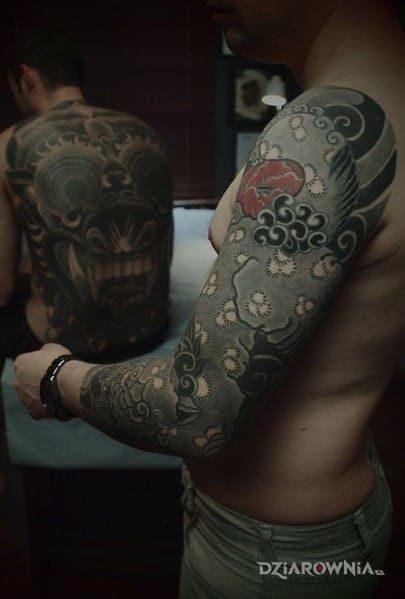 Tatuaż japoński rękaw - japońskie
