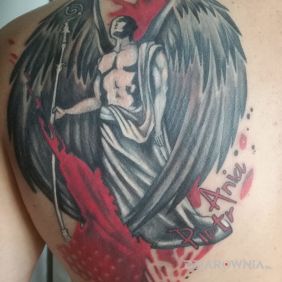 Postać Biskupa-Archanioła