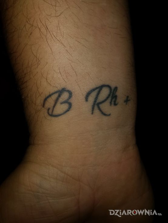 Tatuaż grupa krwi - napisy