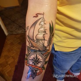 Statek neotradycyjny