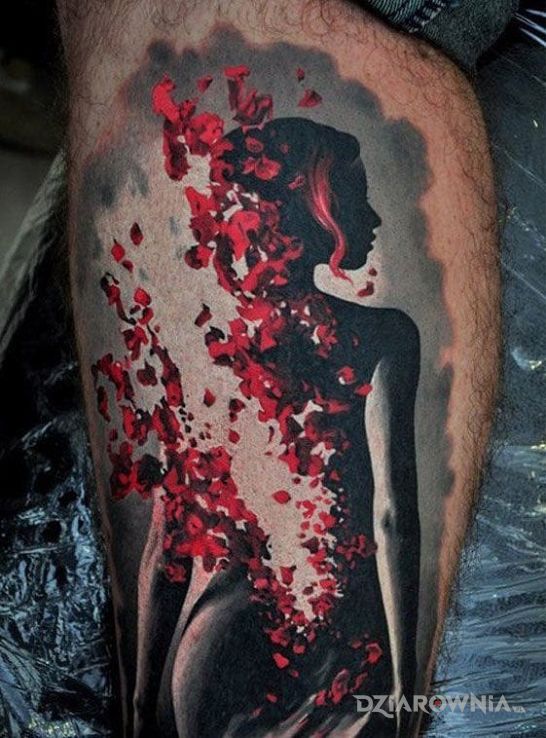 Tatuaż sylwetka kobiety - postacie