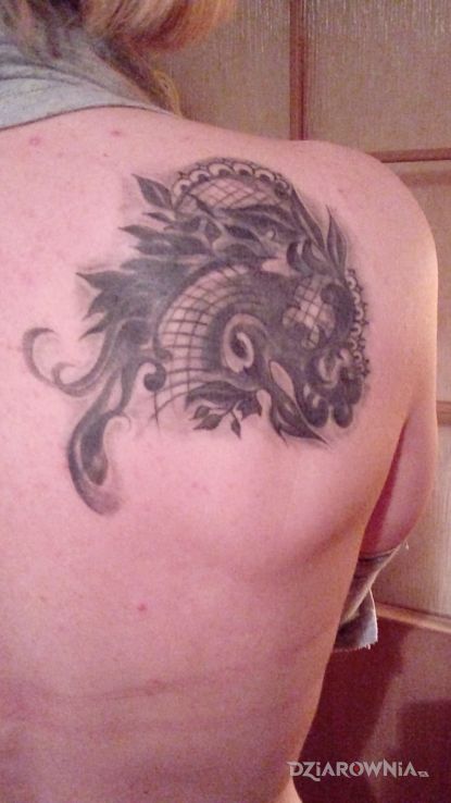 Tatuaż koronka - pozostałe