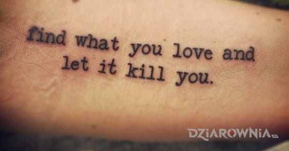 Tatuaż życiowe poszukiwania - napisy