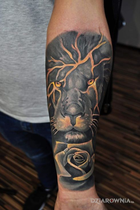 Tatuaż druga część - kwiaty