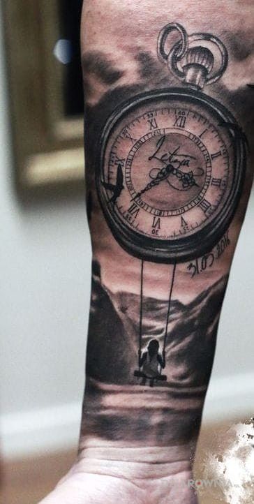 Tatuaż huśtawka - realistyczne