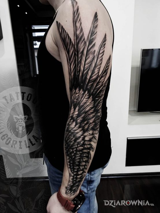 Tatuaż skrzydło - rękawy