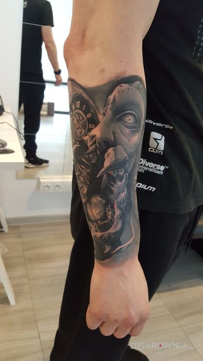 Tatuaż pożeracz czasu - 3D