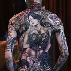 Dziewczyna z mieczem