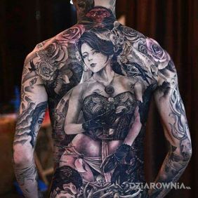 Dziewczyna z mieczem