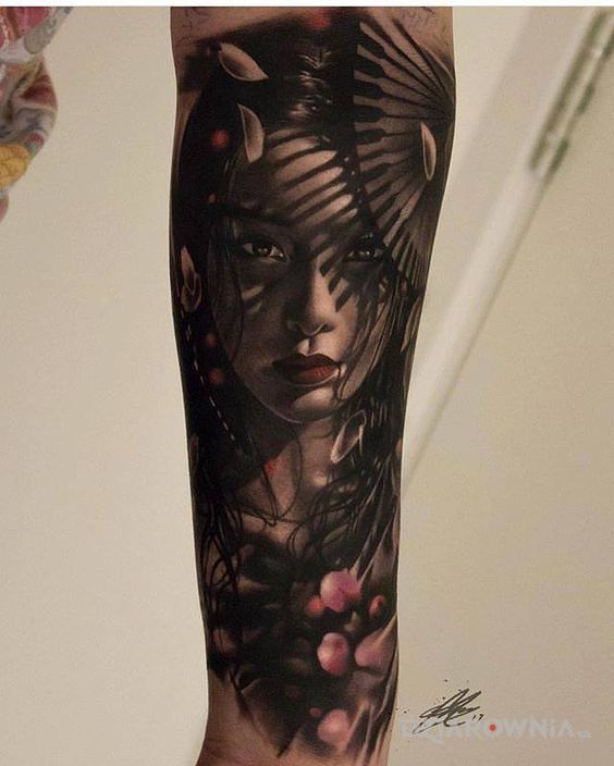 Tatuaż gejsza - kolorowe