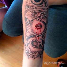 Twarz kobiety , czaszka ,oko wilka