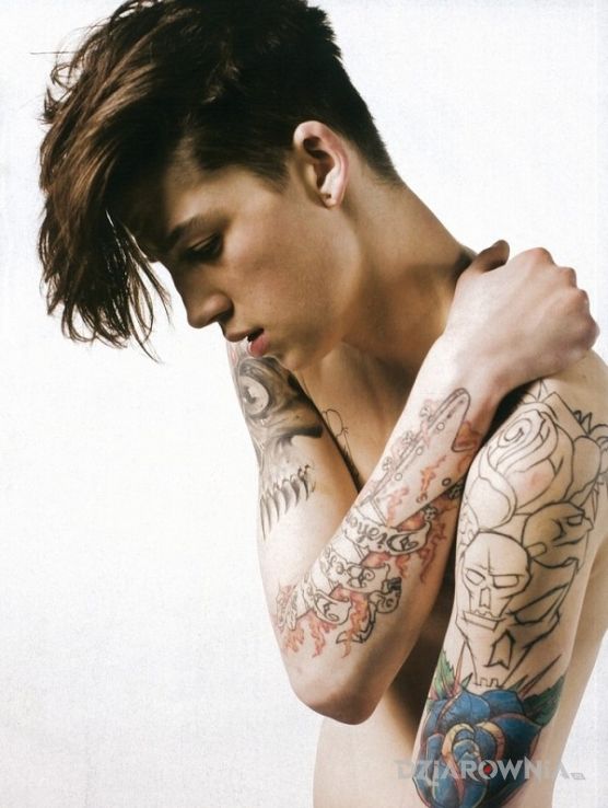 Tatuaż ash stymest - tatuaż na obu rękach - Ash Stymest