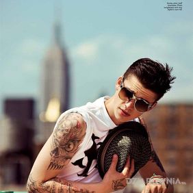 Ash Stymest - tatuaż czaszka