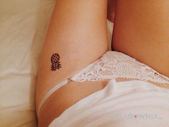 Tatuaż ananasik - seksowne