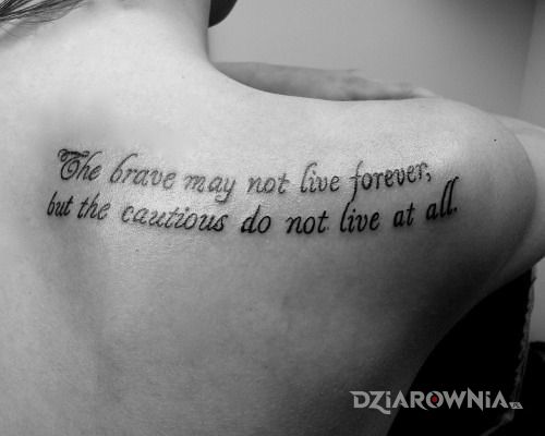 Tatuaż odwaga - napisy